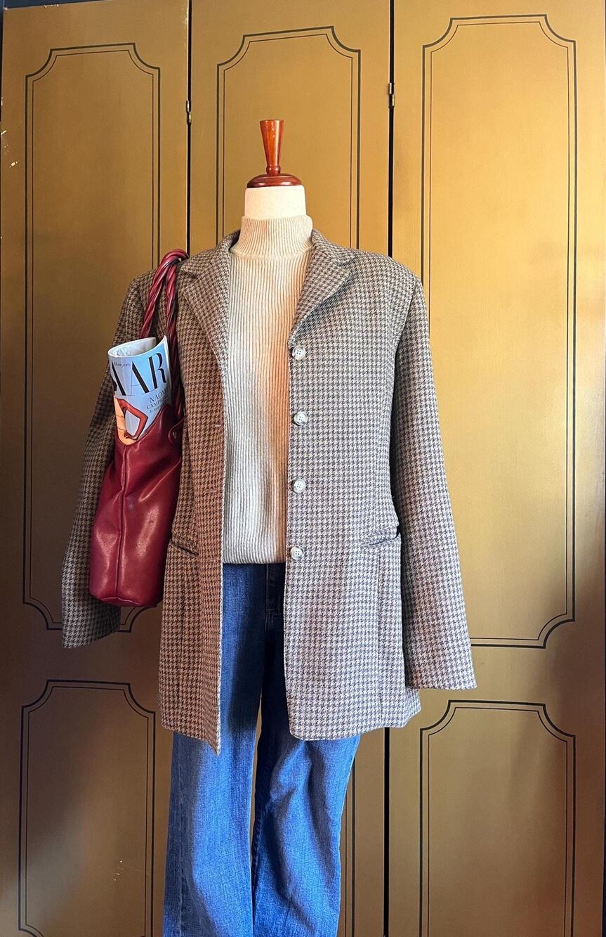 Vintage houndstooth jacket in brown wool by Emanuel Ungaro, size 10